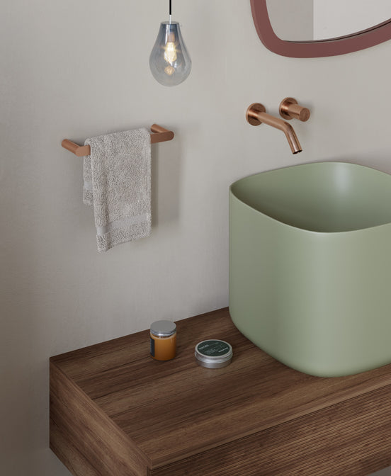 Wall-mounted towel bar 25 cm – brushed copper finish